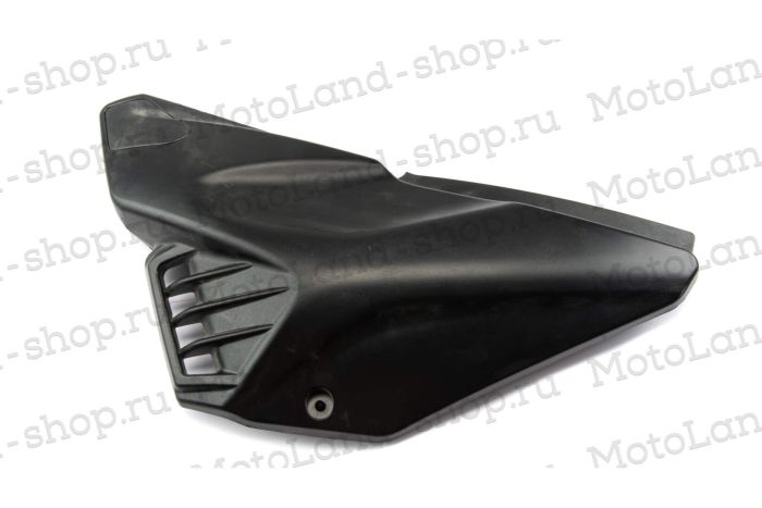 Пластик левый Alpha RF